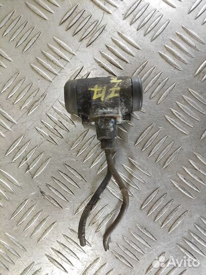 Цилиндр тормозов рабочий Daihatsu Atrai 7