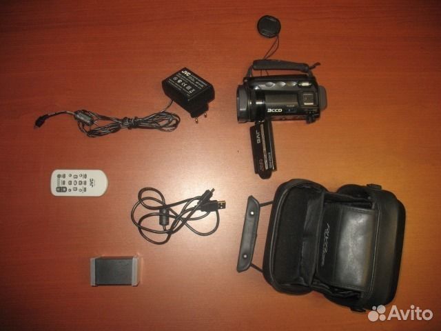 Японская видеокамера JVC GZ-MG505