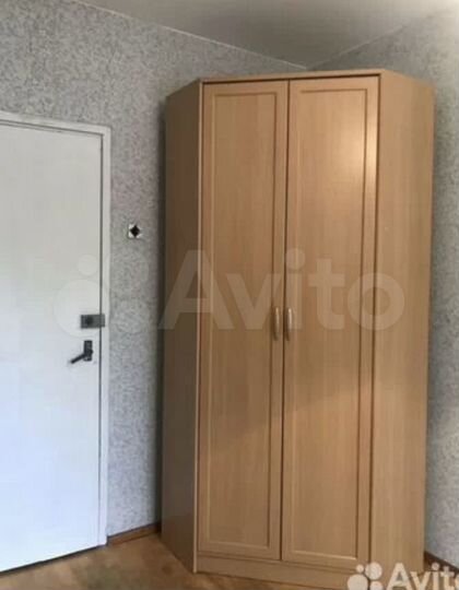 Комната 14 м² в 2-к., 1/17 эт.