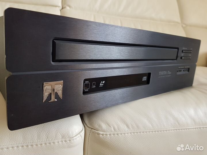 Theta Data Series II Universal transport CD, LD