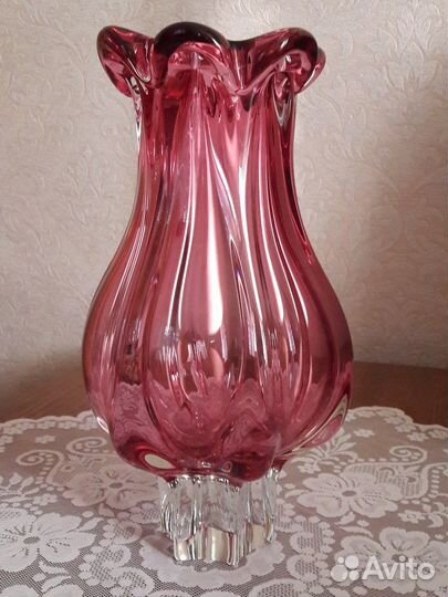 Вазы гутное стекло Богемия Чехословакия