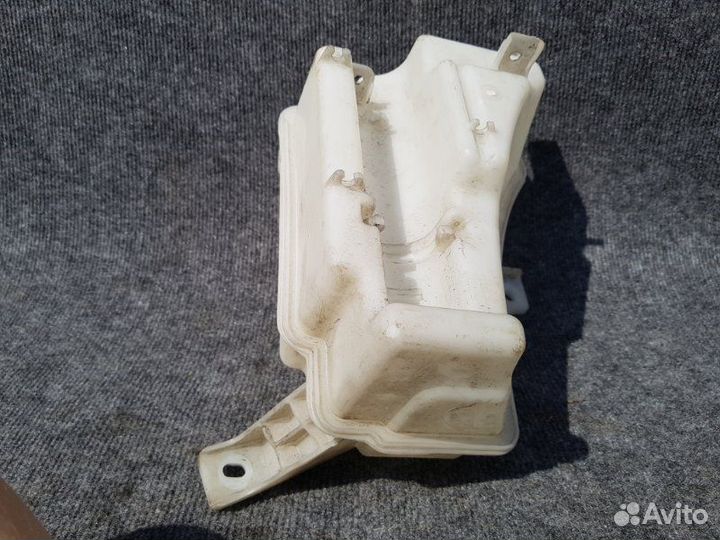 Бачок омывателя Opel Mokka 2015