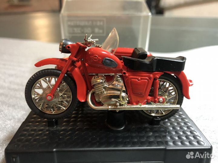 Мотоцикл иж-Ю 2к 1:24