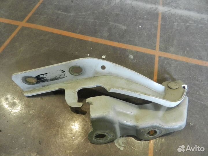 Петля капота правая - Chery Tiggo T11