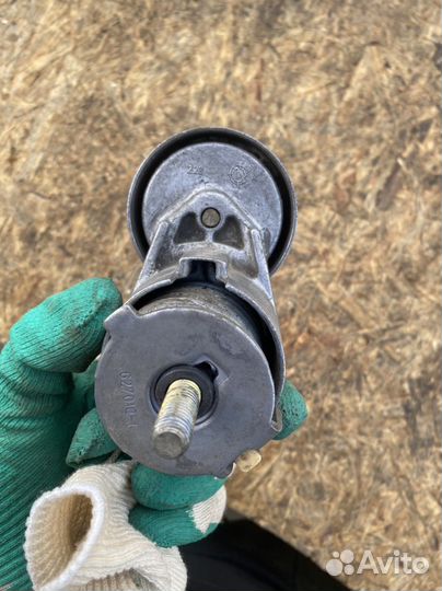 Натяжитель renault laguna 2