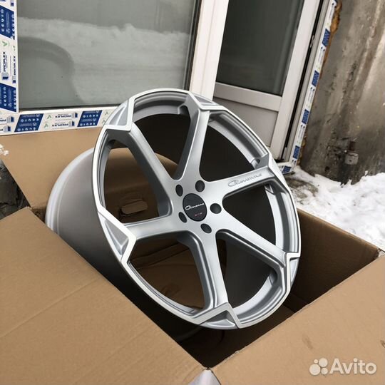 Диски Giovanna Dalar X R22 на Mercedes G-class G63