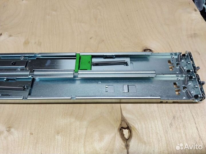 Рельсы Fujitsu RX 300 S7