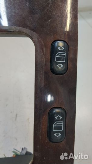 Рамка под кулису Mercedes ML W163