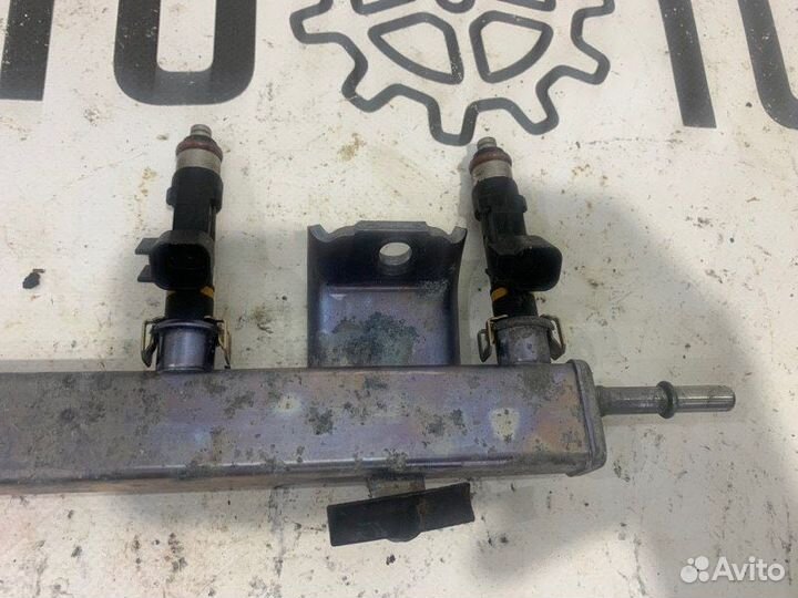 Топливная рампа с форсунками Mazda 6 GH LF 2011