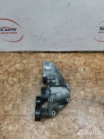 Кронштейн двигателя Ford Mondeo 4 лифтбек 2.0 qxba