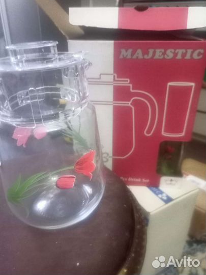 Графин для воды и 6 стаканов