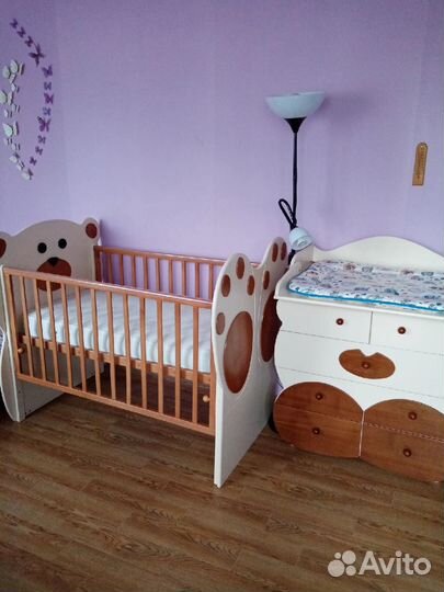 Детская кроватка