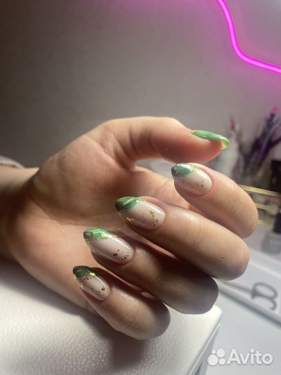 Маникюр с покрытием гель-лак