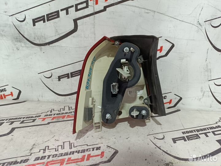 Фонарь volvo V70 XC70 BW BZ 1 модель правый 30698984 NA6469