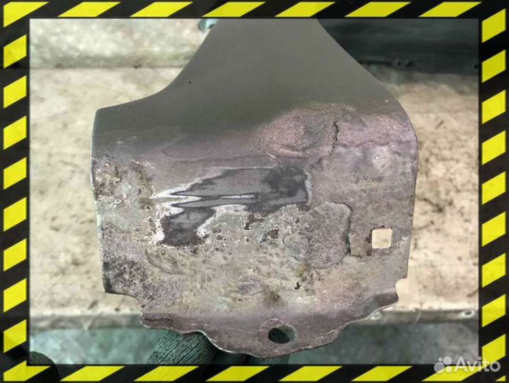 Крыло переднее правое Toyota Sienna 2 0 Бензин