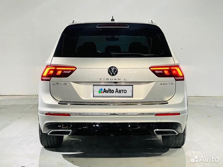 Volkswagen Tiguan L 2.0 AMT, 2021, 32 000 км