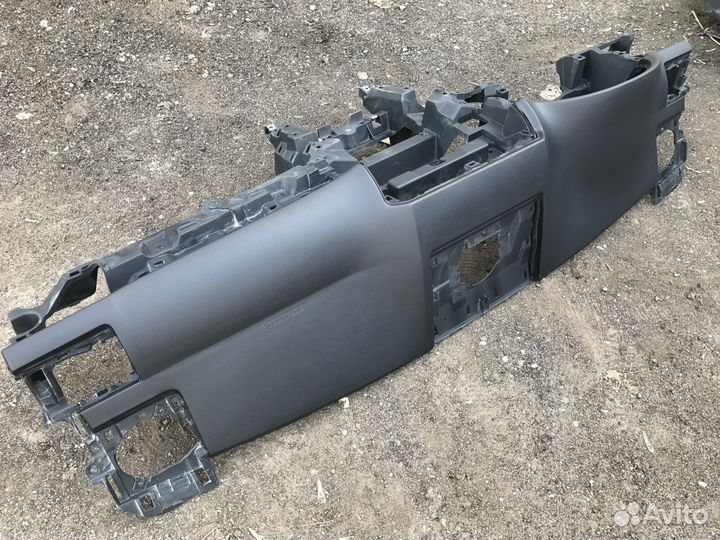 Lexus GX Торпедо