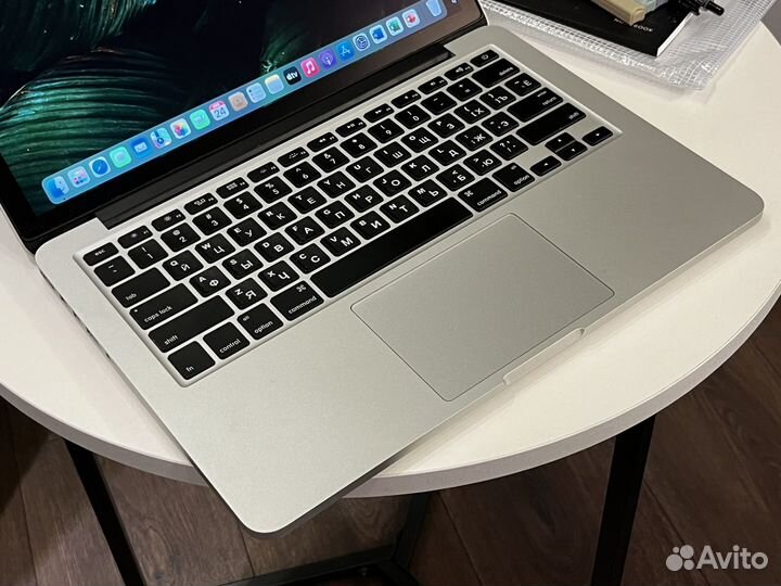 Отличный Retina Macbook Pro 13