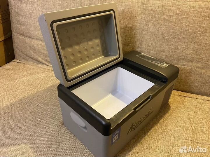 Автохолодильник компрессорный