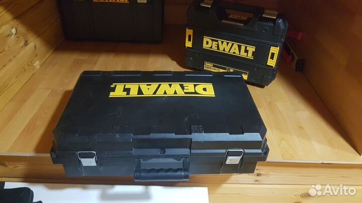 Перфоратор dewalt