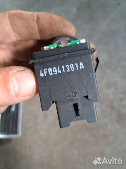 Кнопка корректор фар Audi A6 C6