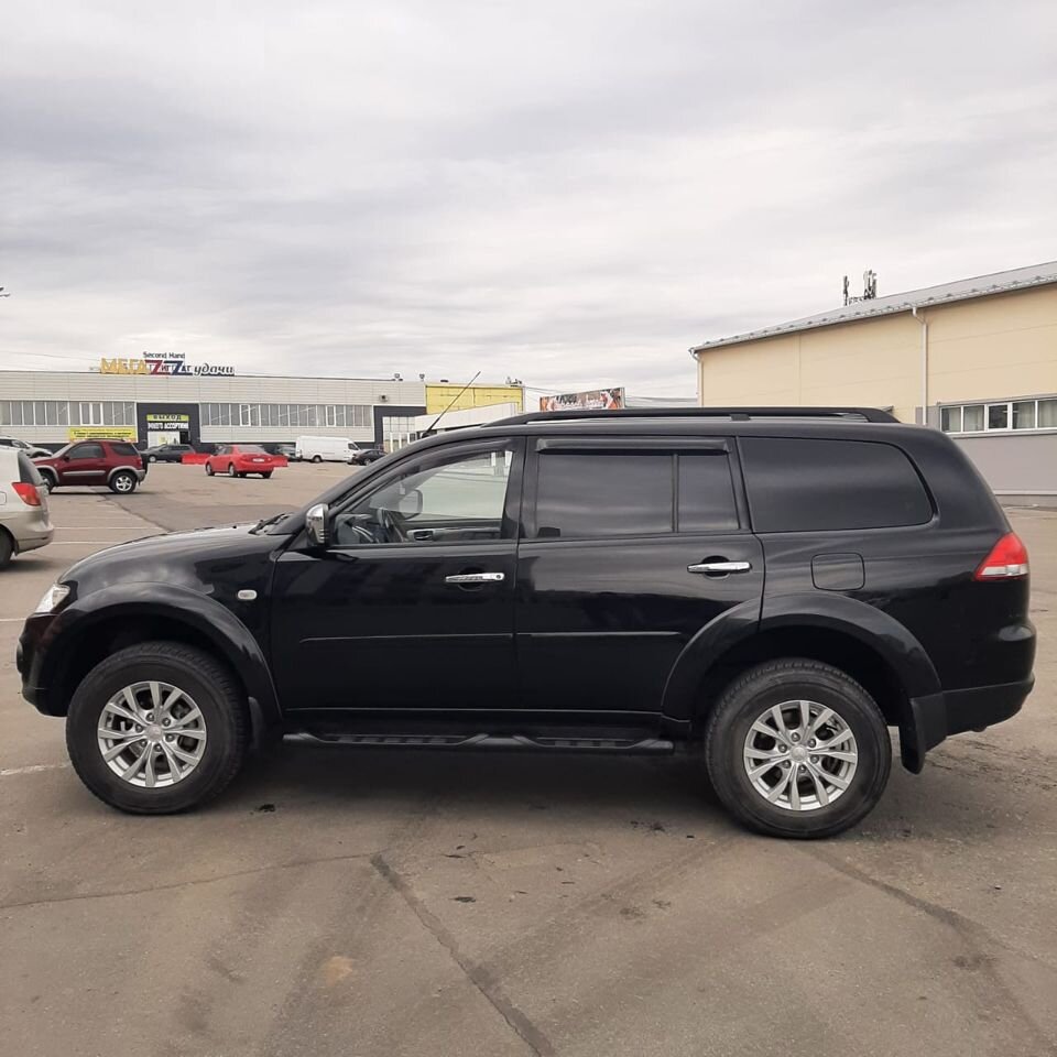 Mitsubishi Pajero Sport: фото владельца
