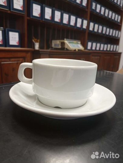 Чайная чашка с блюдцем
