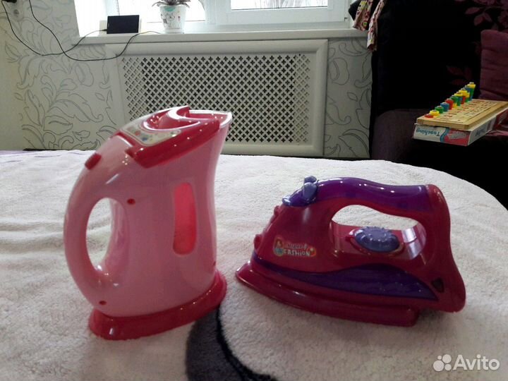 Чайник и утюг