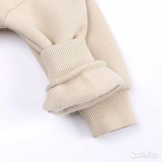 Детский костюм теплый на флисе новый