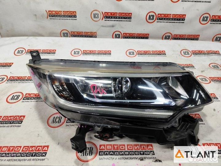 Фара правая honda freed
