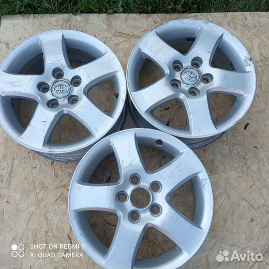 Оригинальное литьё на Toyota Camry r 16