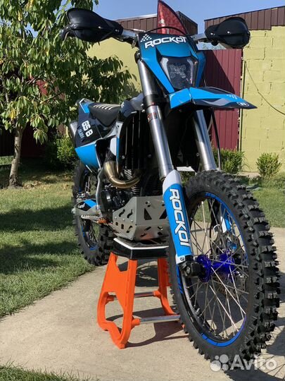 Rockot Gs 8 300cc