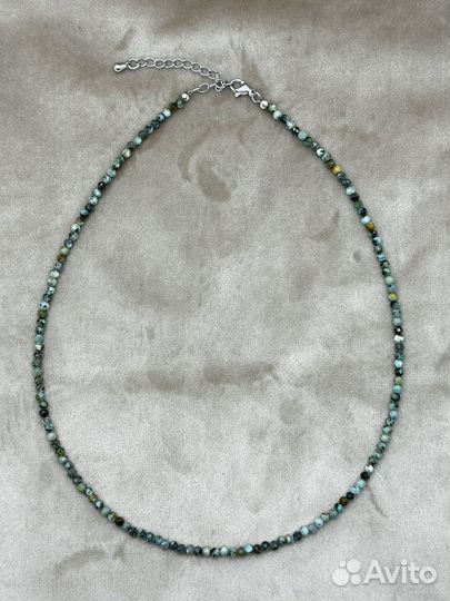 Бусы-чокер из хризопраза