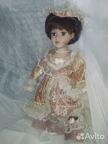 Кукла фарфоровая коллекционная 30 см