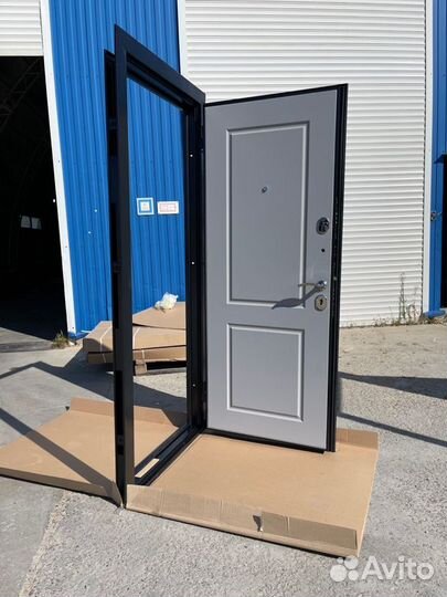 Дверь входная 7,5 см