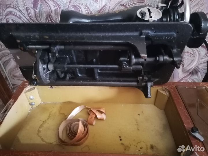 Швейная машинка