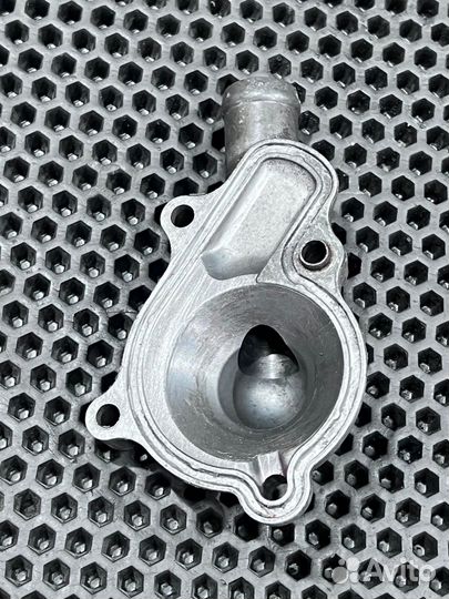 Крышка помпы Honda CRF 450R 2005-2008