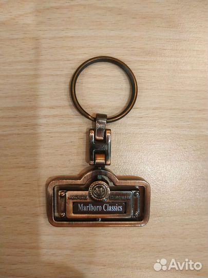 Брелок Marlboro classic