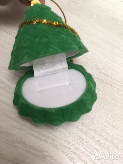 Елка-футляр для ювелирных излелий