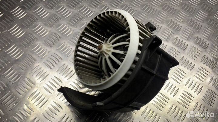 Моторчик печки (отопителя)