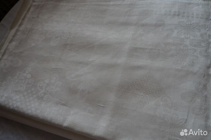 Ткань на скатерть и готовые скатерти