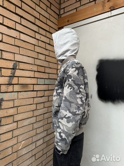 Камуфляжный зимний бомбер Camo Balenciaga