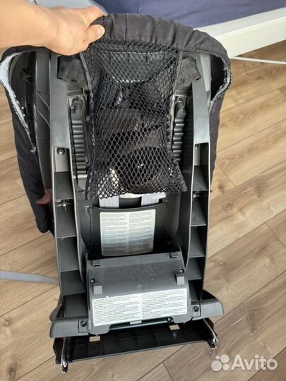 Автомобильное кресло britax