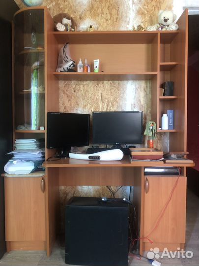 Компьютерный стол