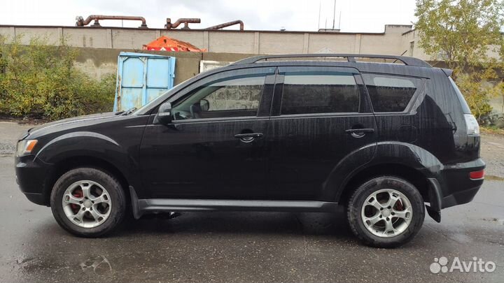Mitsubishi Outlander 2.4 CVT, 2011, 187 900 км