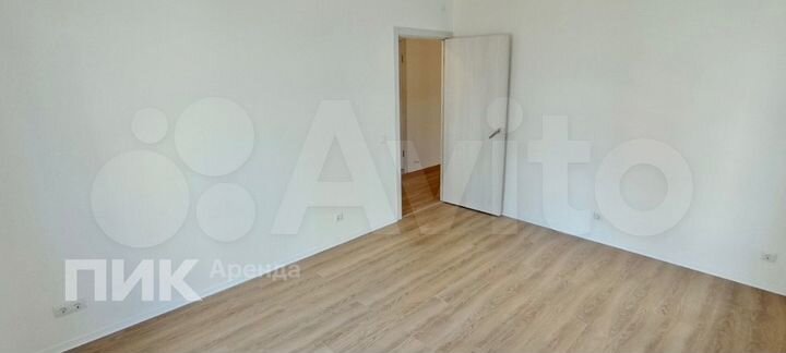 2-к. квартира, 53 м², 4/17 эт.