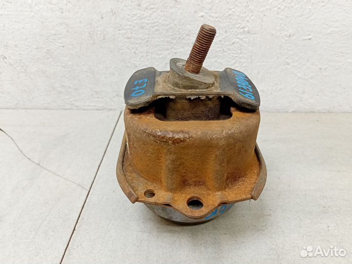 Опора двигателя 22116780260 бмв