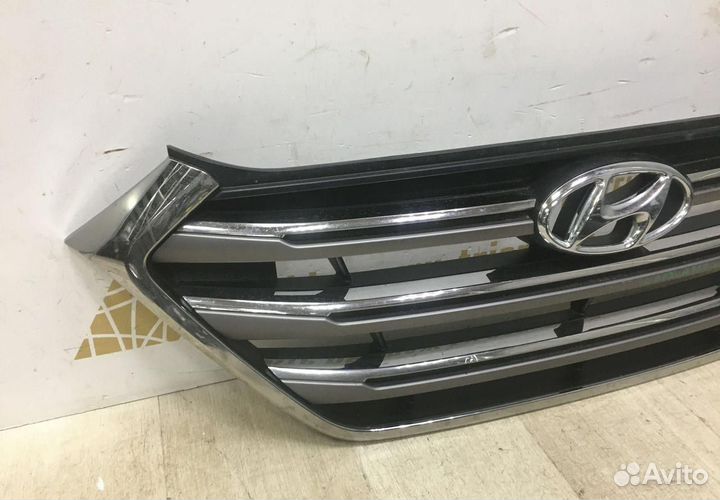 Решетка радиатора Hyundai Tucson 3 2015 oem 86351d7100