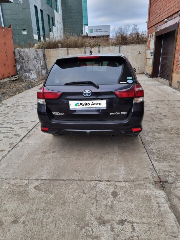 Toyota Corolla Fielder: фото владельца