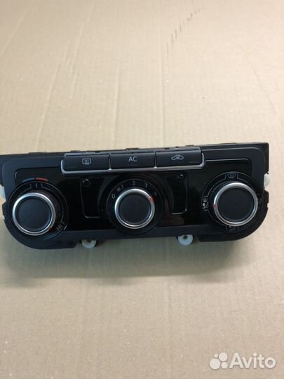 7N0907426K Блок управления климатом VW Golf VI